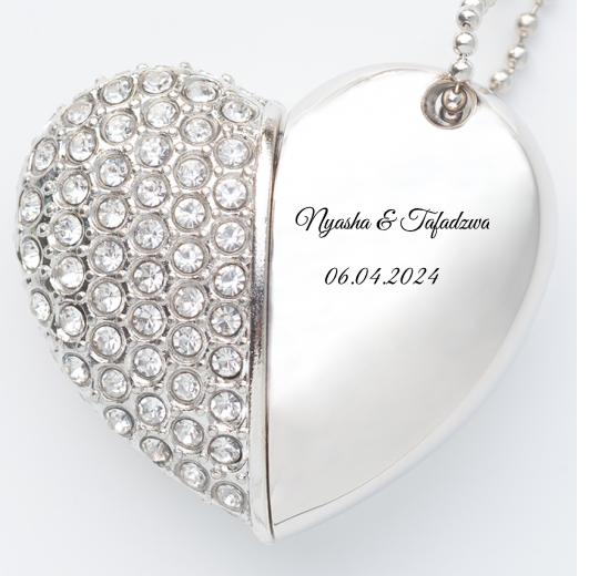 Jewelled Heart USB The Photographer's Toolbox PD Custom Product  The Photographer's Toolbox