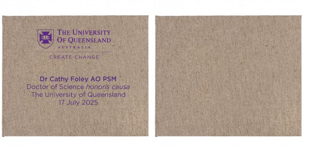 Large Portrait Box: Can hold 6x4&#34;, 7x5&#34; or 10x8&#34; photos or a 7x5&#34; photo album The Photographer's Toolbox PD Custom Product  The Photographer's Toolbox