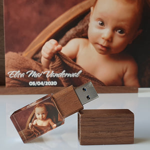 Crystal USB with Maple or Walnut Wood Lid The Photographer's Toolbox USBs 23.00 The Photographer's Toolbox