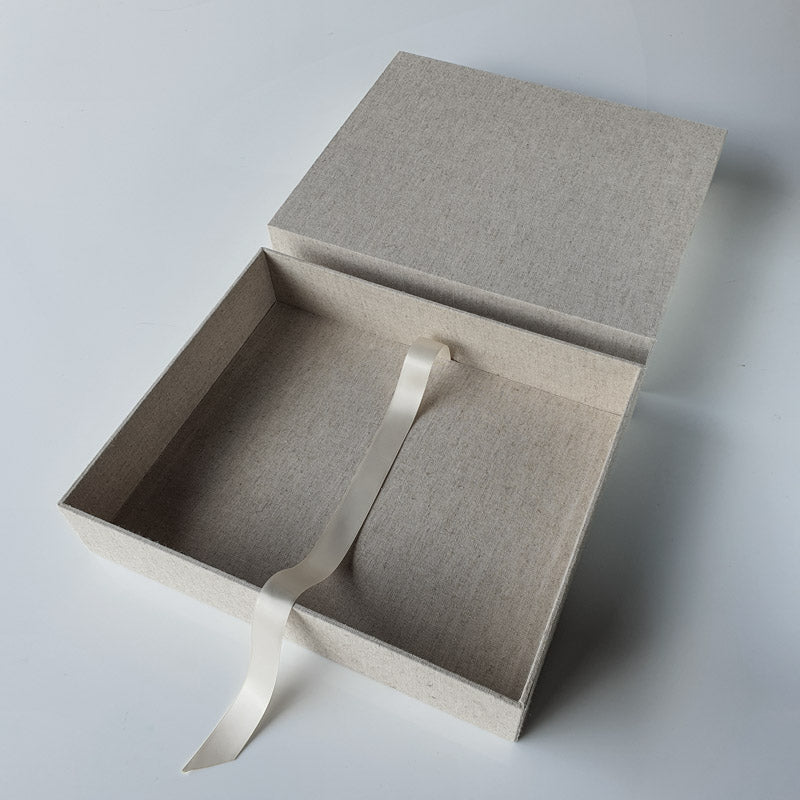 <strong> 40% off </strong> Folio Photo Box: 11x14" The Photographer's Toolbox Boxes 33.60 The Photographer's Toolbox