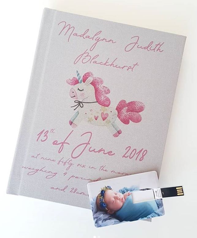 Matted Photo Album: 5x7" - 10 Photo - VERTICAL The Photographer's Toolbox Matted Albums 50.00 The Photographer's Toolbox