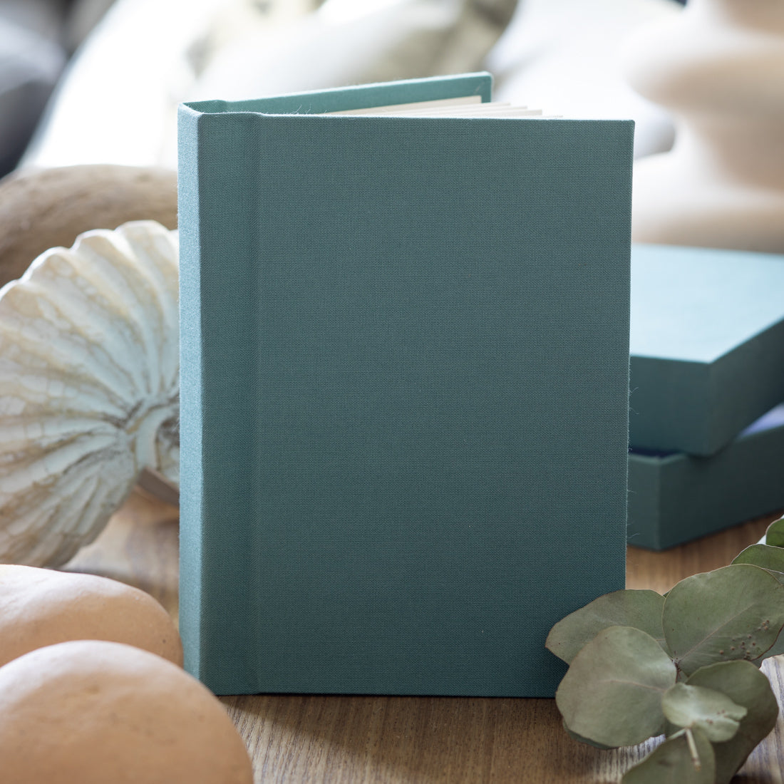 Create Your Own Personalised Quality 5x7 inch Lay Flat Album. They're easy to make yourself, or we can print your photos and assemble the album for you.
