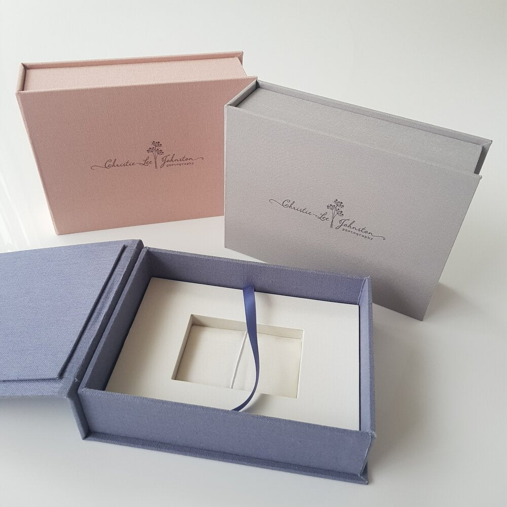 Potrait Box Portrait Photo Box: 7x5 inch - (with optional USB space underneath ...