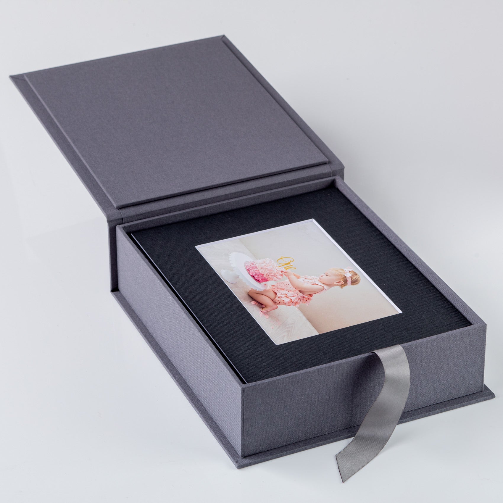 Potrait Box Large Portrait Photo Box: 10x8