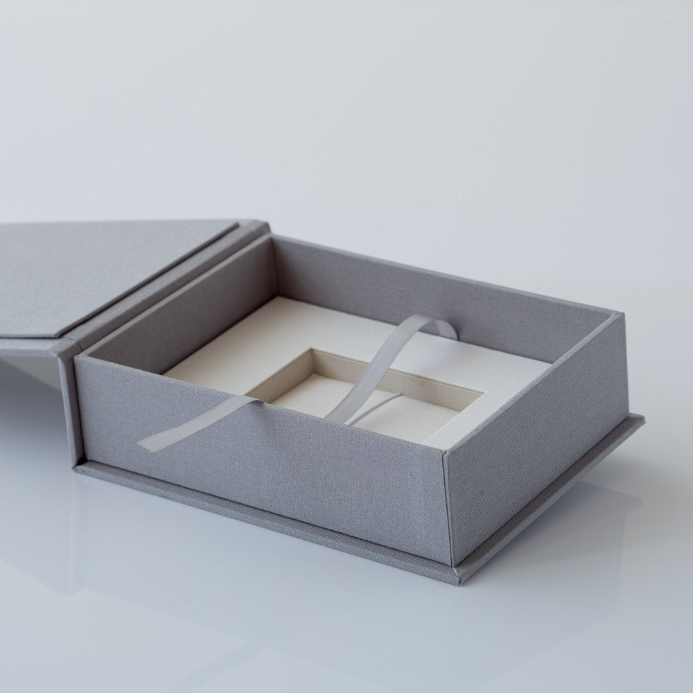 <strong> 50% off selected colours </strong> Portrait Photo Box: 7x5 inch  - (with optional USB space underneath) <strong> FROM </strong> The Photographer's Toolbox Boxes 24.99 The Photographer's Toolbox