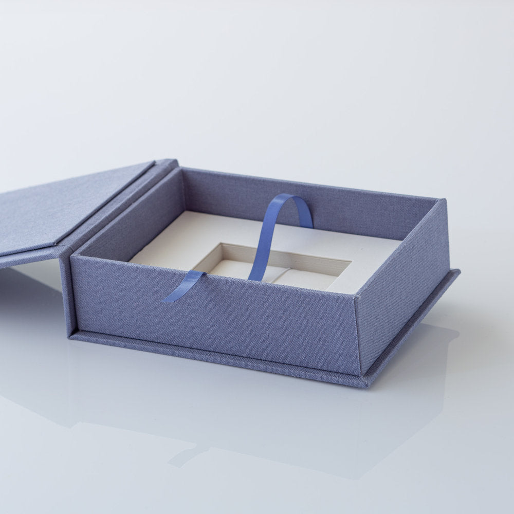 <strong> 50% off selected colours </strong> Portrait Photo Box: 7x5 inch  - (with optional USB space underneath) <strong> FROM </strong> The Photographer's Toolbox Boxes 24.99 The Photographer's Toolbox