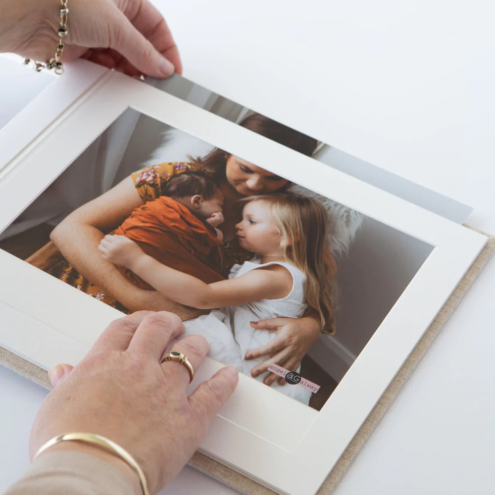 <strong> 60% off FINAL STOCK </strong> Matted Photo Album: 10x8" - 6 Photo - HORIZONTAL The Photographer's Toolbox PD Custom Product 20.80 The Photographer's Toolbox